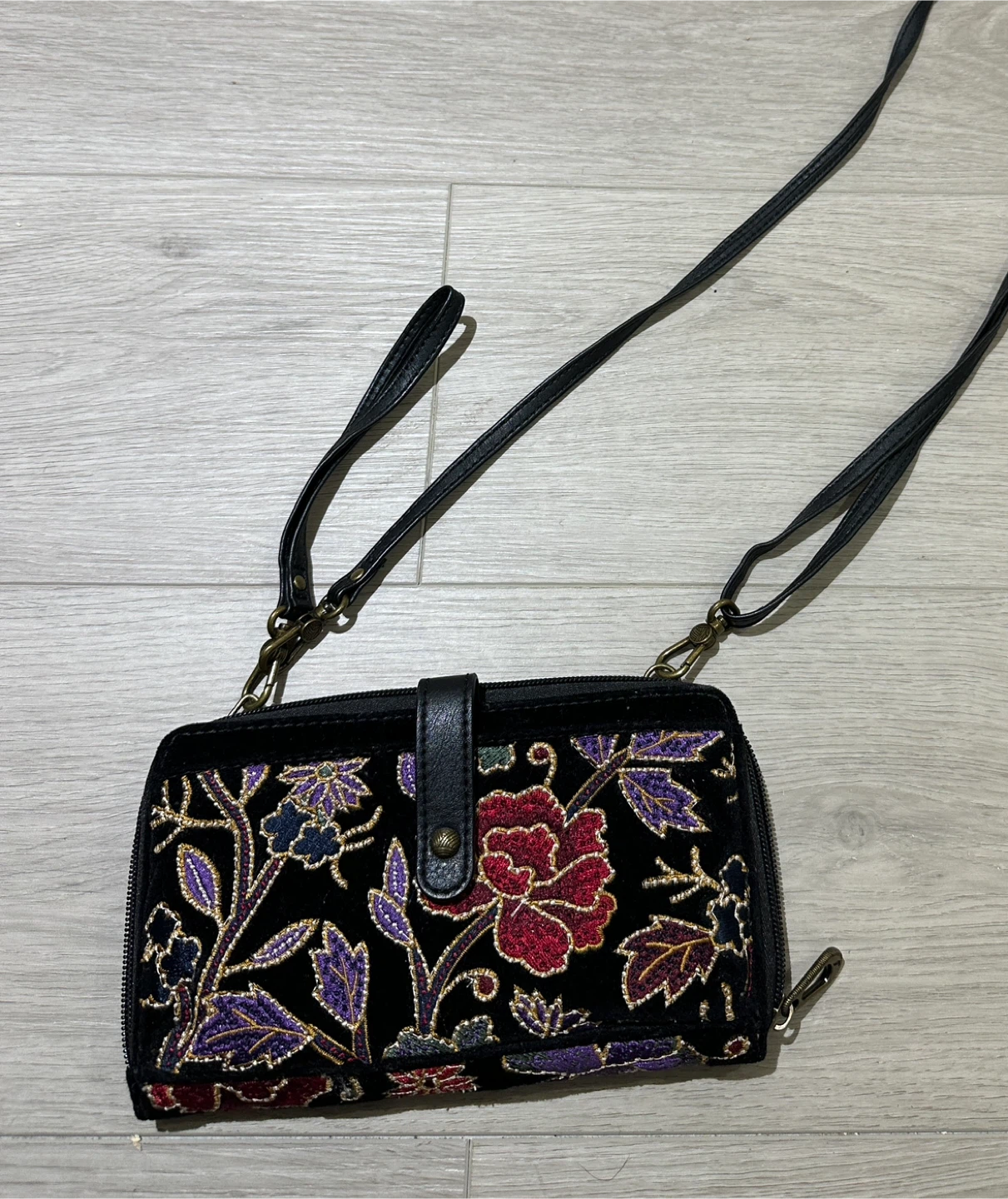 Sakroots Floral Embroidered Crossbody Wallet - photo 2
