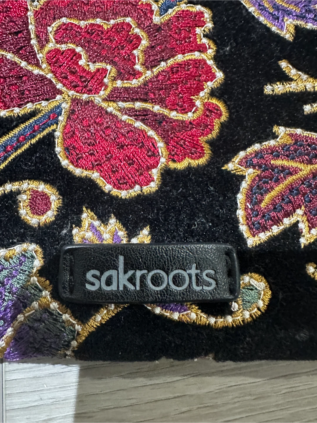 Sakroots Floral Embroidered Crossbody Wallet - photo 3