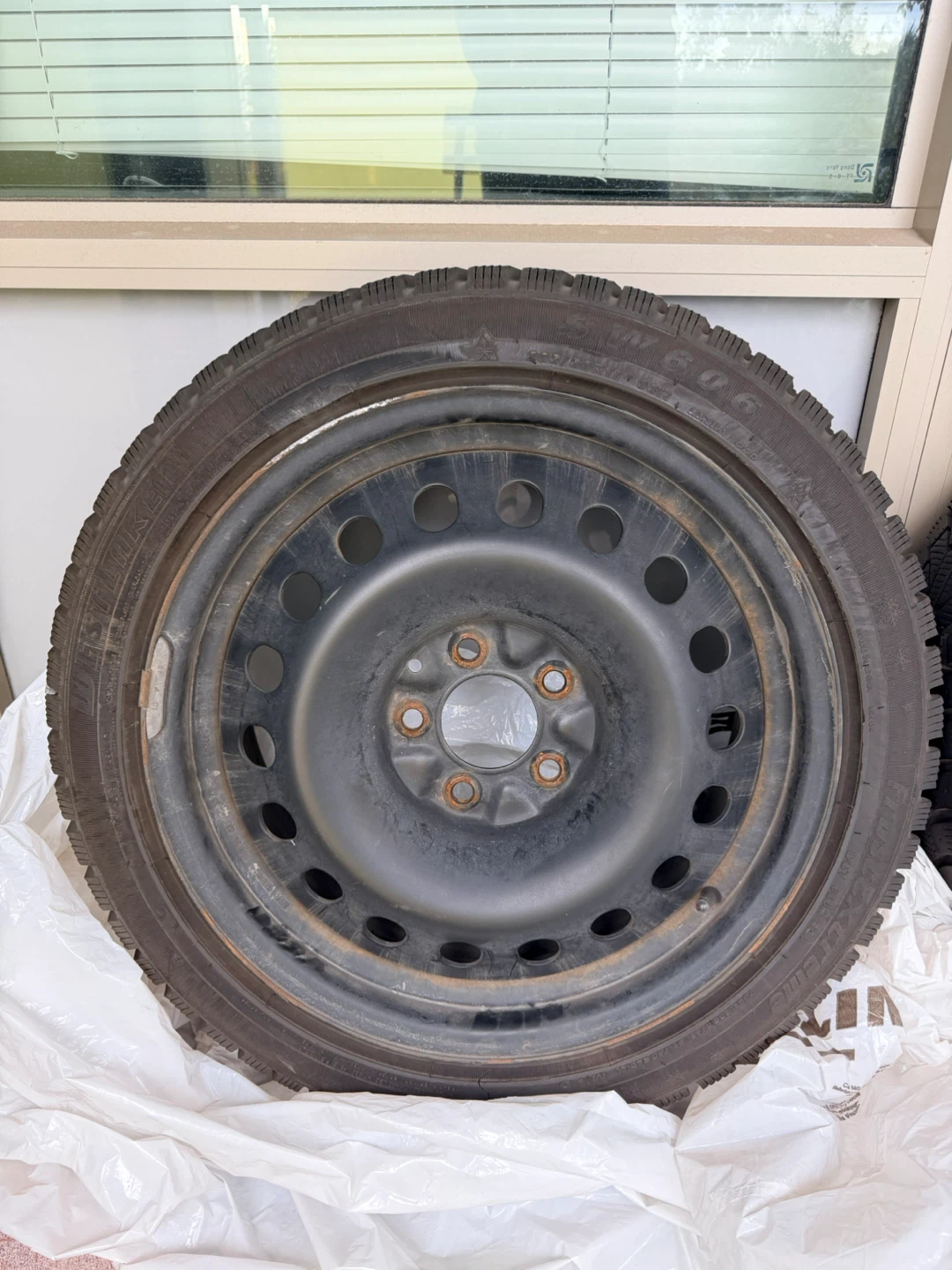 Winter Tires: Westlake SW606, with rims,5mm of Tread, year 2021 - photo 5