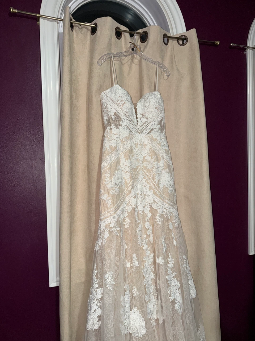 Lace Wedding Dress [Martina Liana] - Never worn