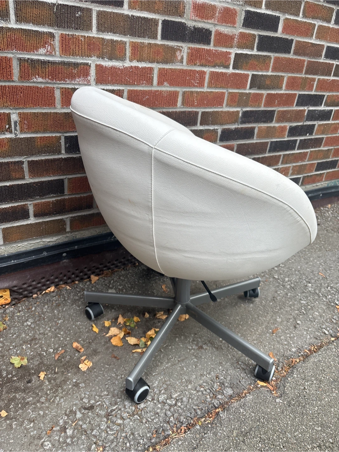 IKEA desk chair - photo 2