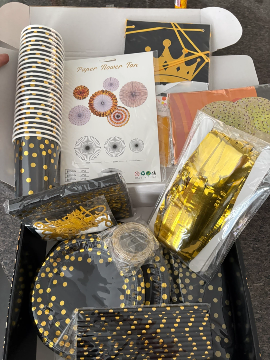 250+ pc Black/Gold Birthday Kit