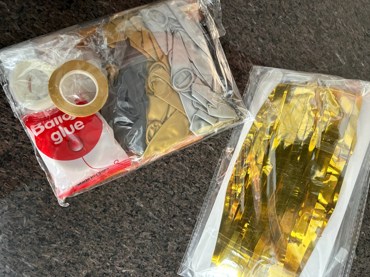 250+ pc Black/Gold Birthday Kit - photo 3