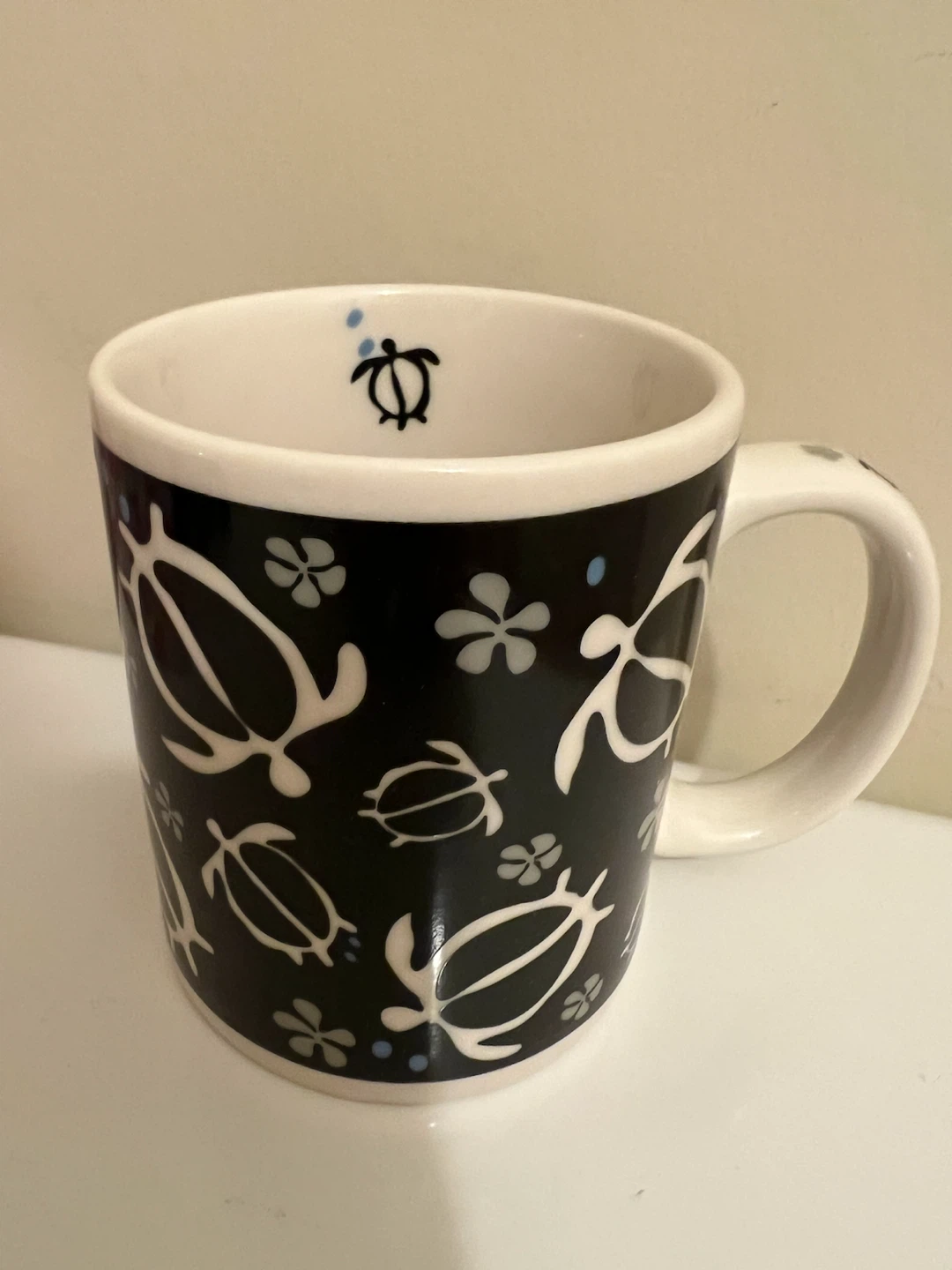 3 Hawaiian Print Mugs
