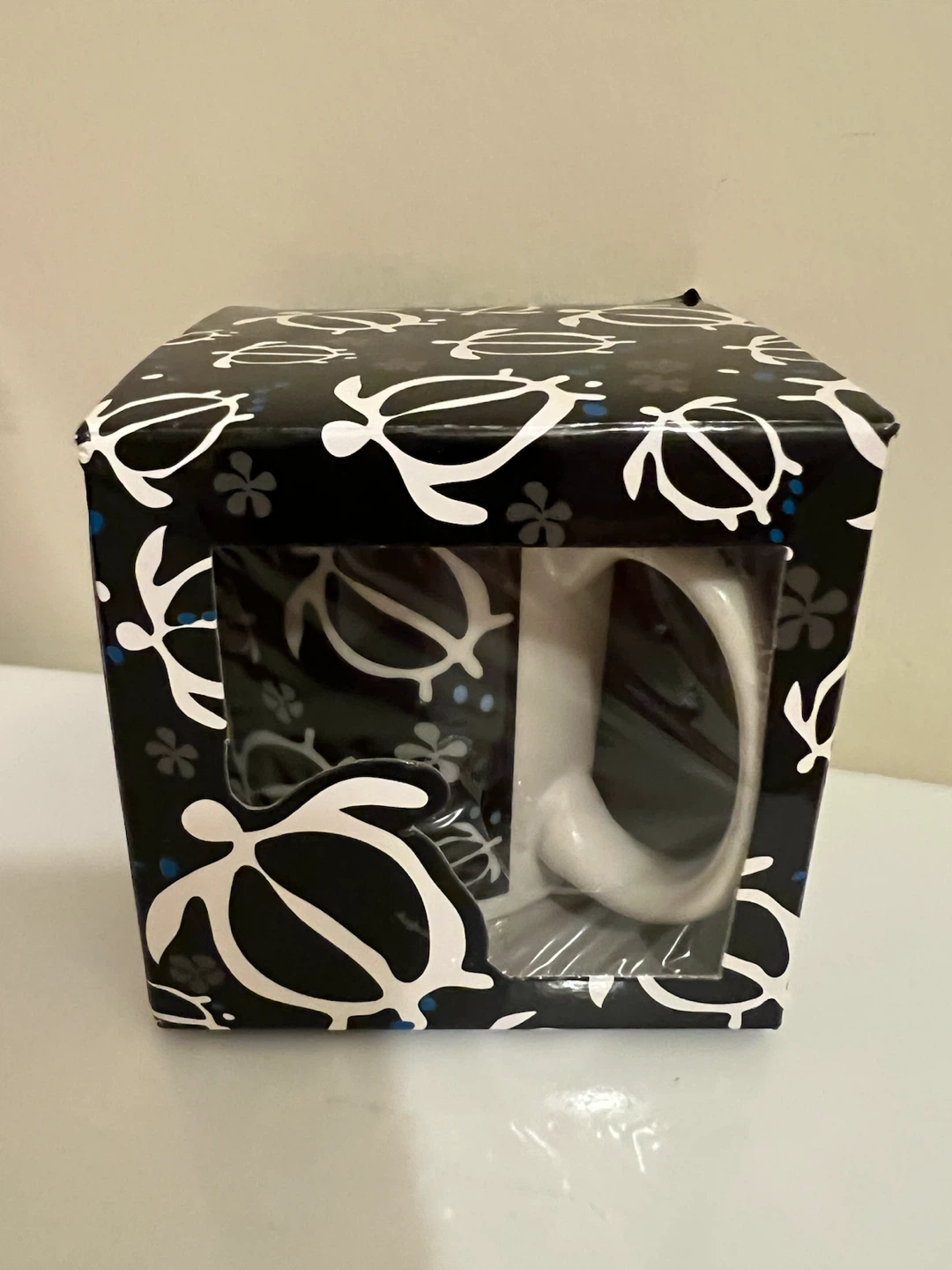 3 Hawaiian Print Mugs - photo 3