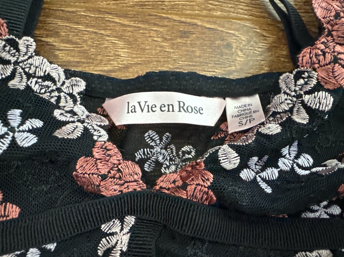 NWOT la Vie en Rose Black Floral Embroidered Babydoll (Size S) - photo 2