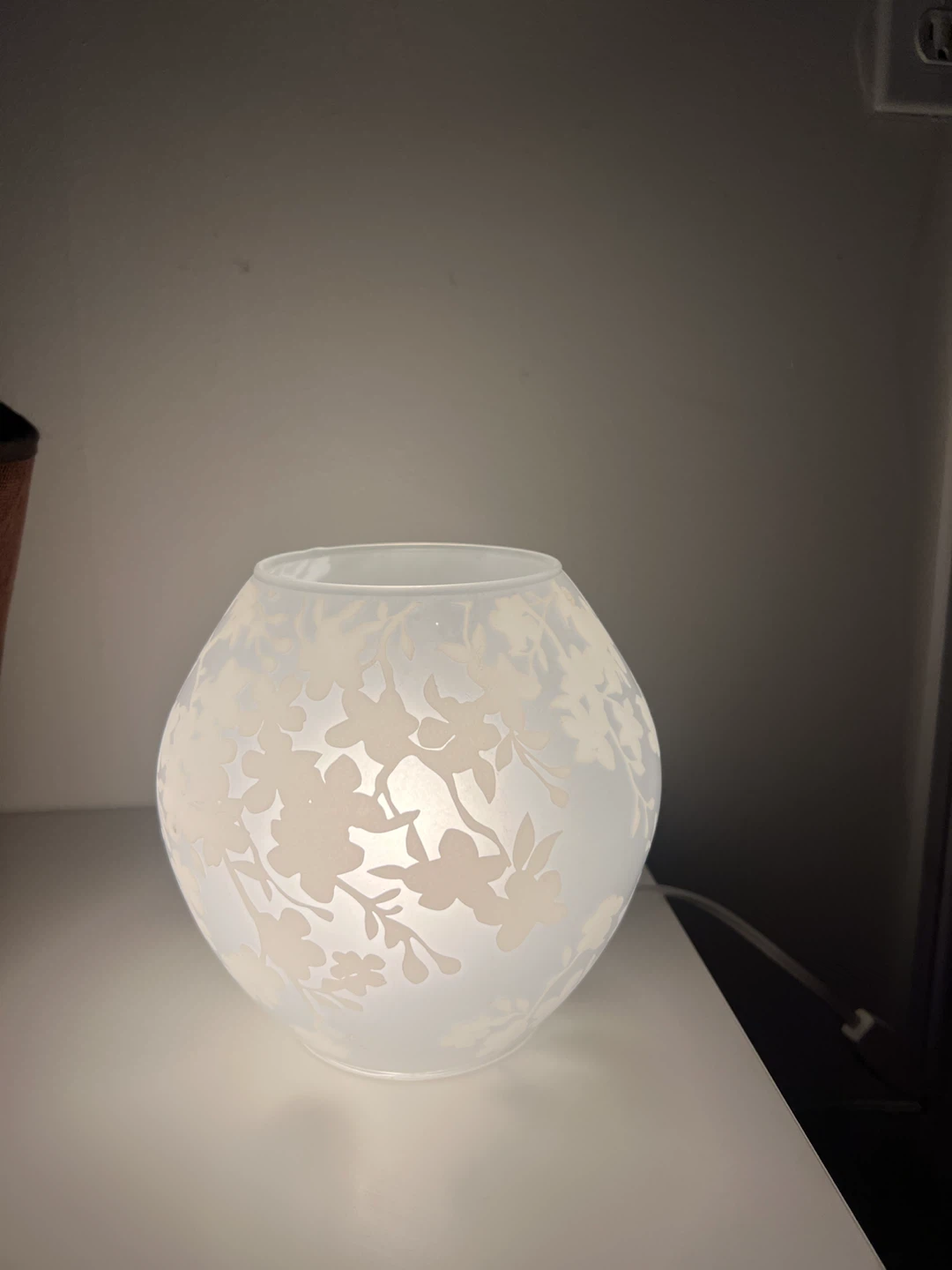 Floral Frosted Glass Table Lamp