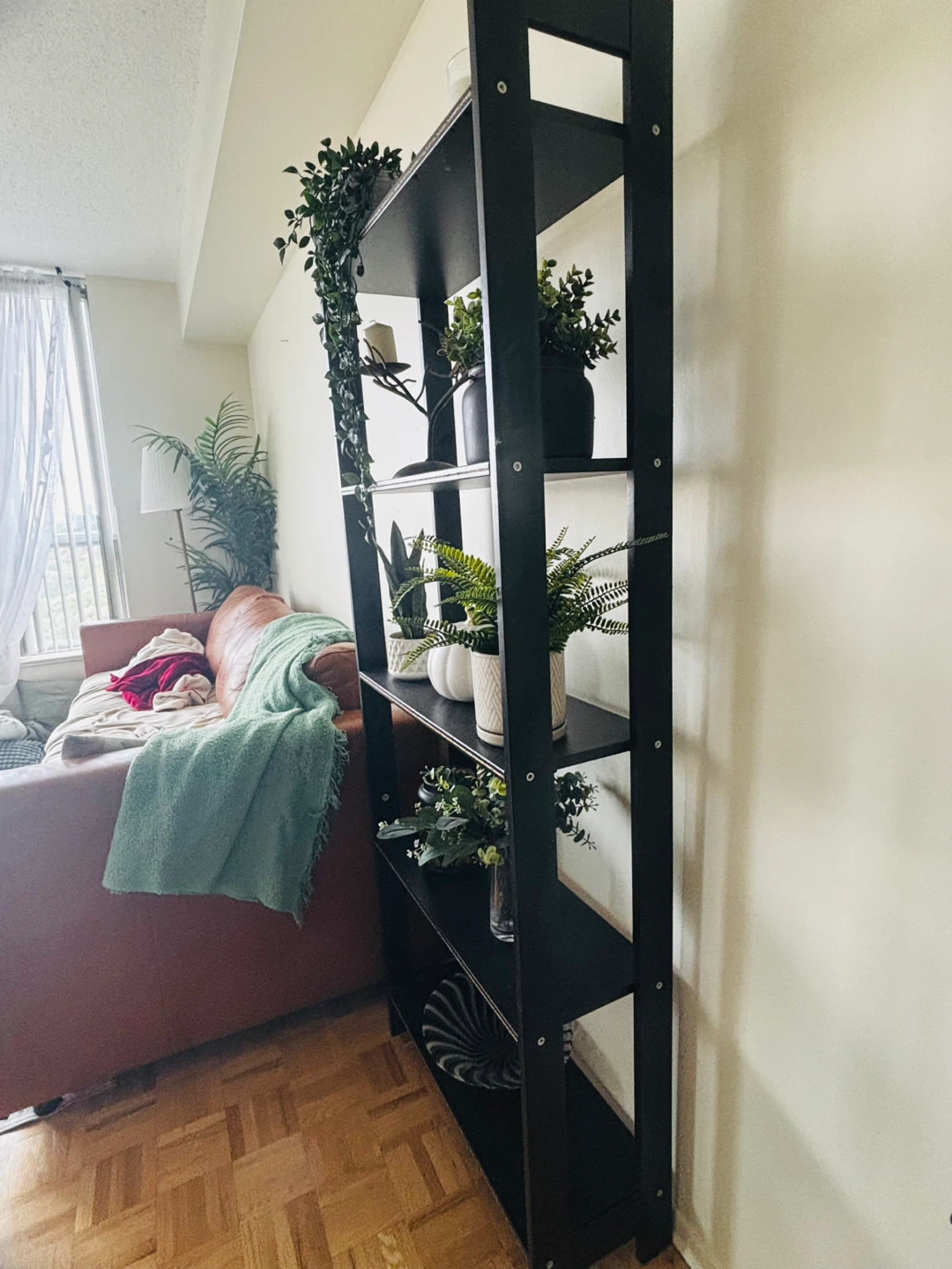 Black Ladder Bookshelf - photo 2