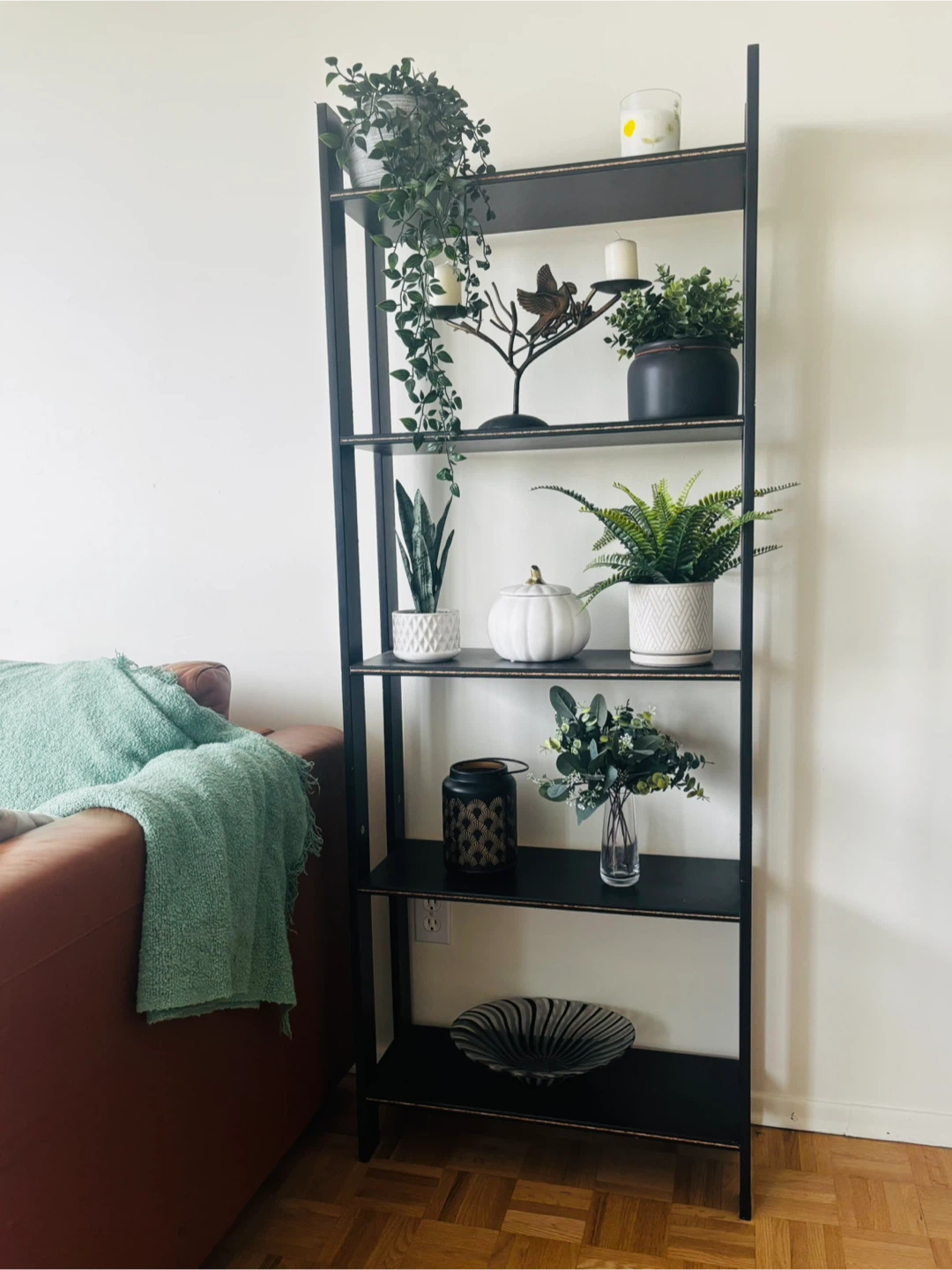 Black Ladder Bookshelf - photo 3