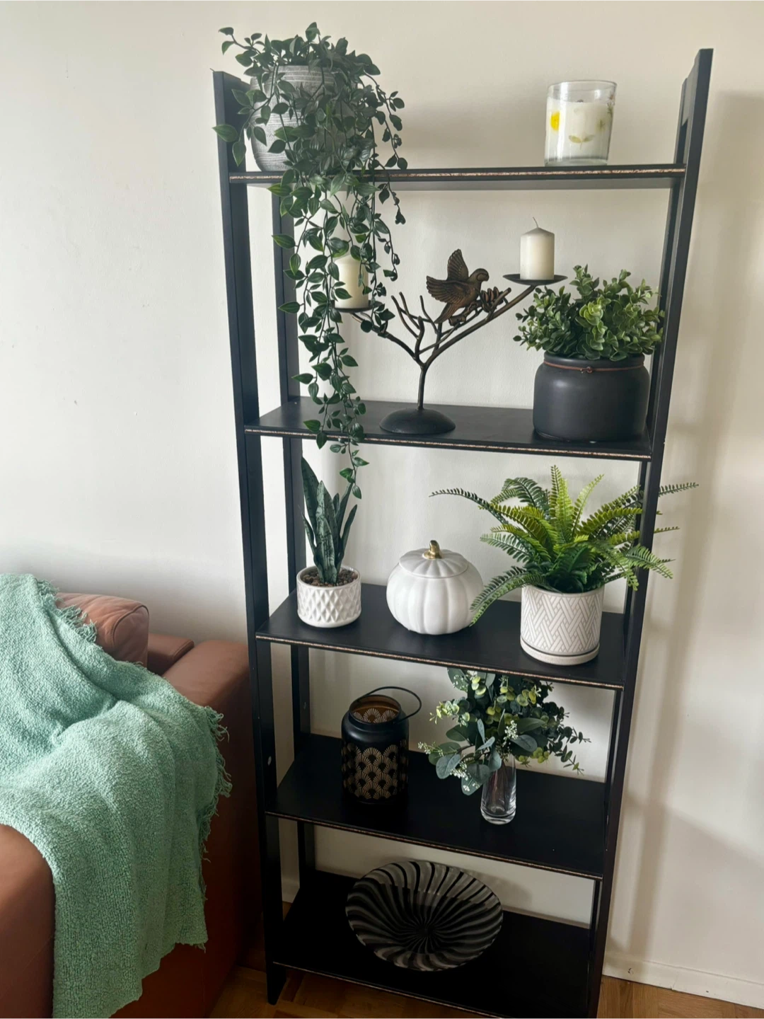 Black Ladder Bookshelf - photo 4