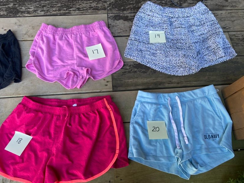 Women’s Assorted Shorts - $5 each ❤️ - photo 5