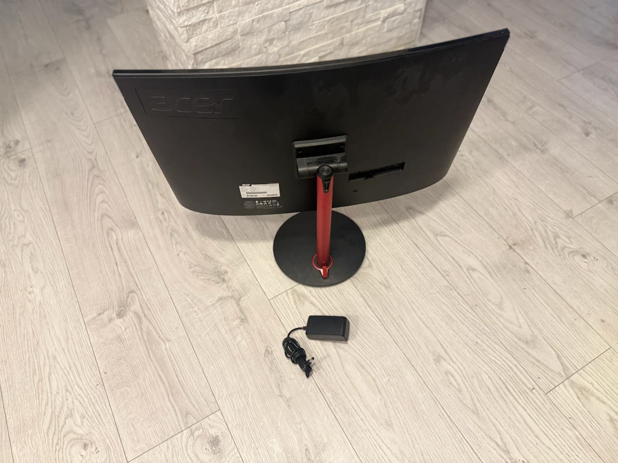 Acer 27” 165Hz Curved Gaming Monitor – $135 OBO - photo 2