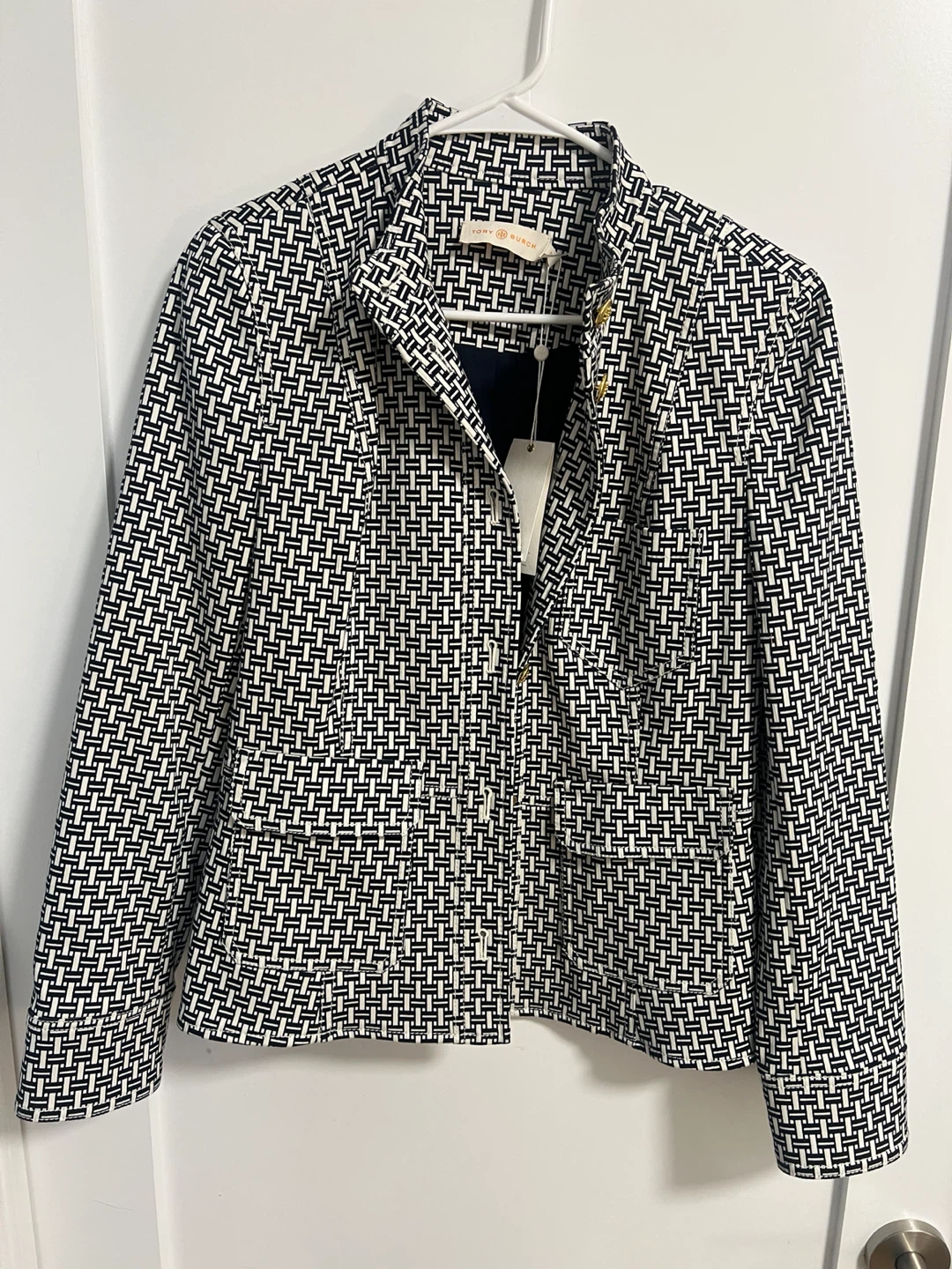 *NEW* Women’s patterned blazer - photo 2