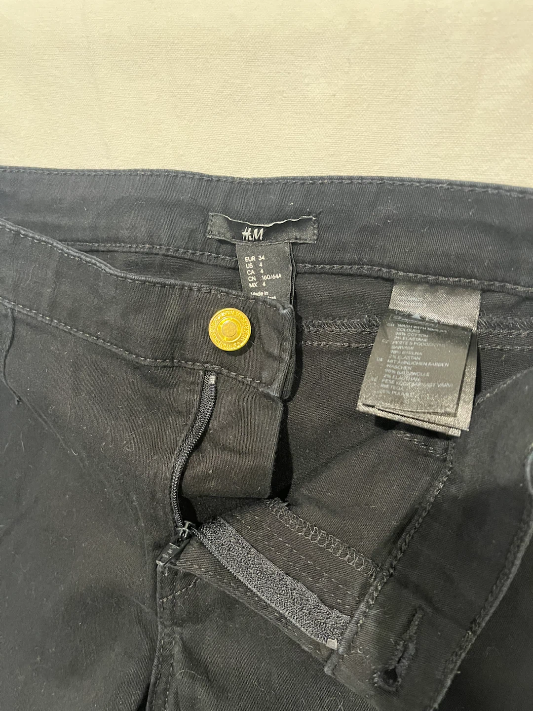 H&M Black Pants Size US 4 - photo 2