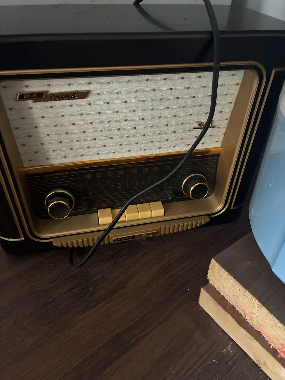 Grundig Classic Table Radio