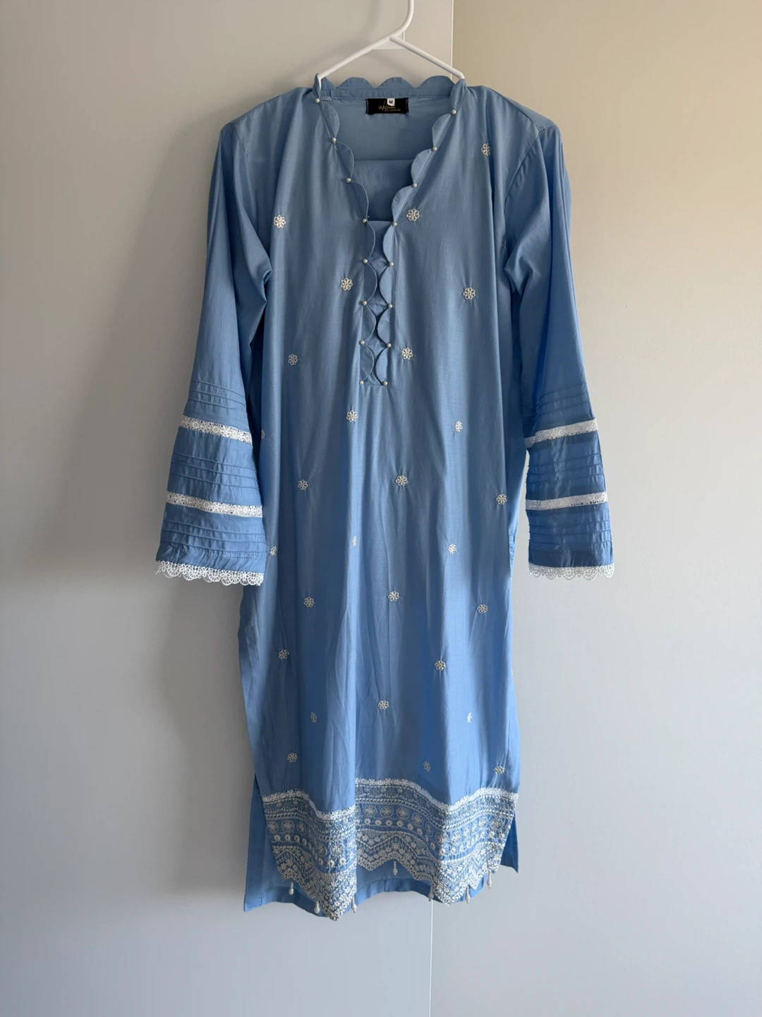 Sky-Blue Embroidered Kurti with Pants (2Pc) Lawn
