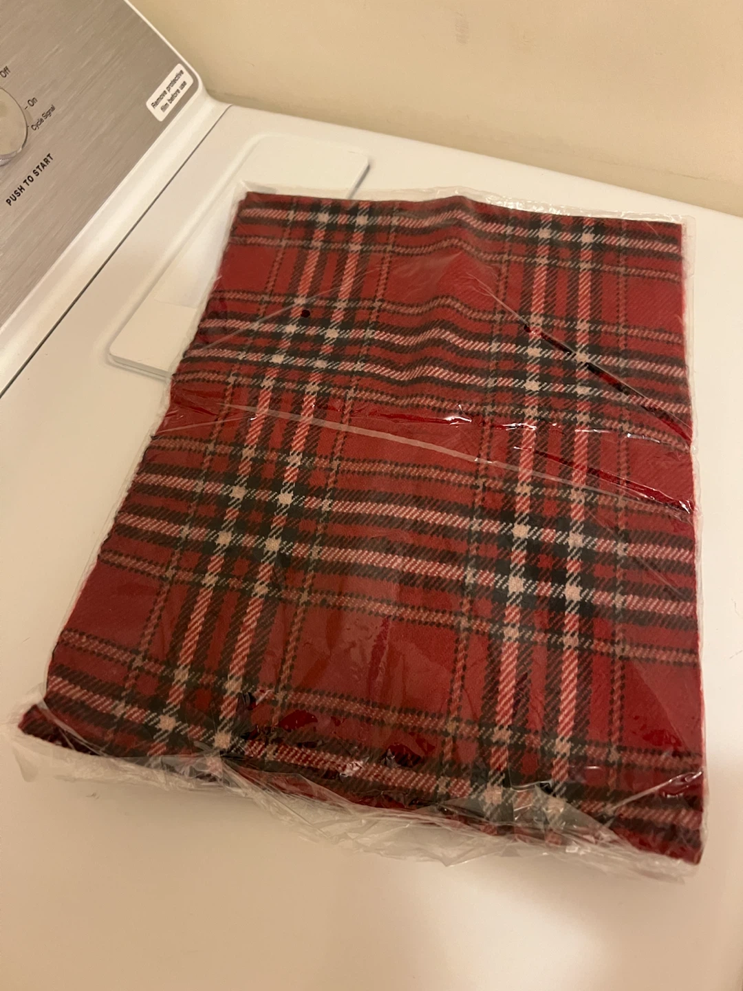 Red Plaid Tartan Scarf - photo 2