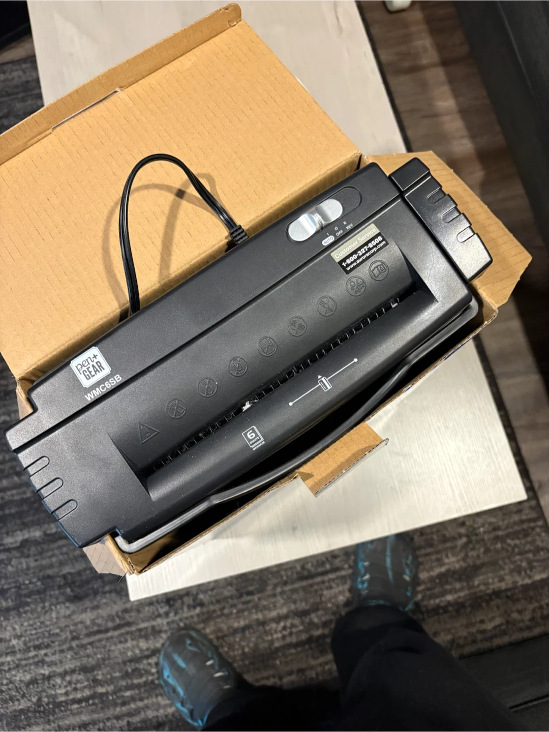 Pen+Gear Strip-Cut Paper Shredder - photo 3