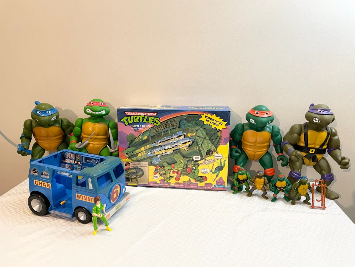 Teenage Mutant Ninja Turtles Action Figure and Vehicle Bundle - photo 2