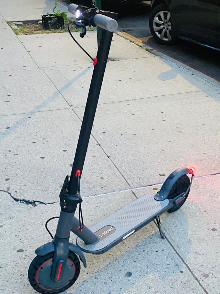 Ladped Electric Scooter - photo 5