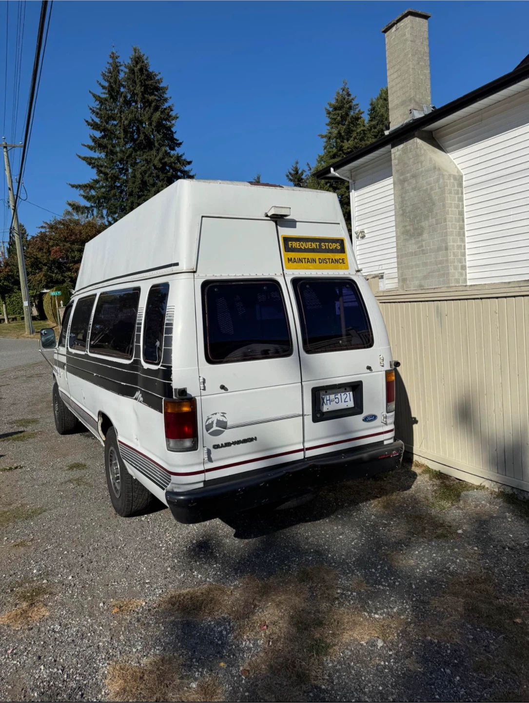 Ford E-350 Club Wagon. - photo 3
