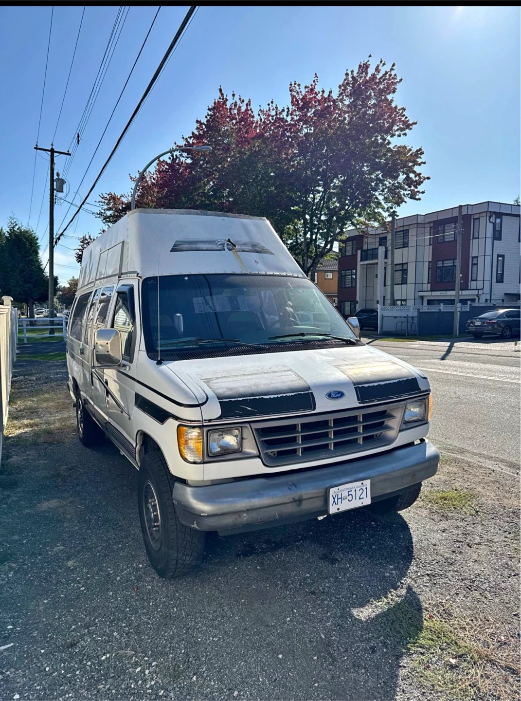 Ford E-350 Club Wagon. - photo 4