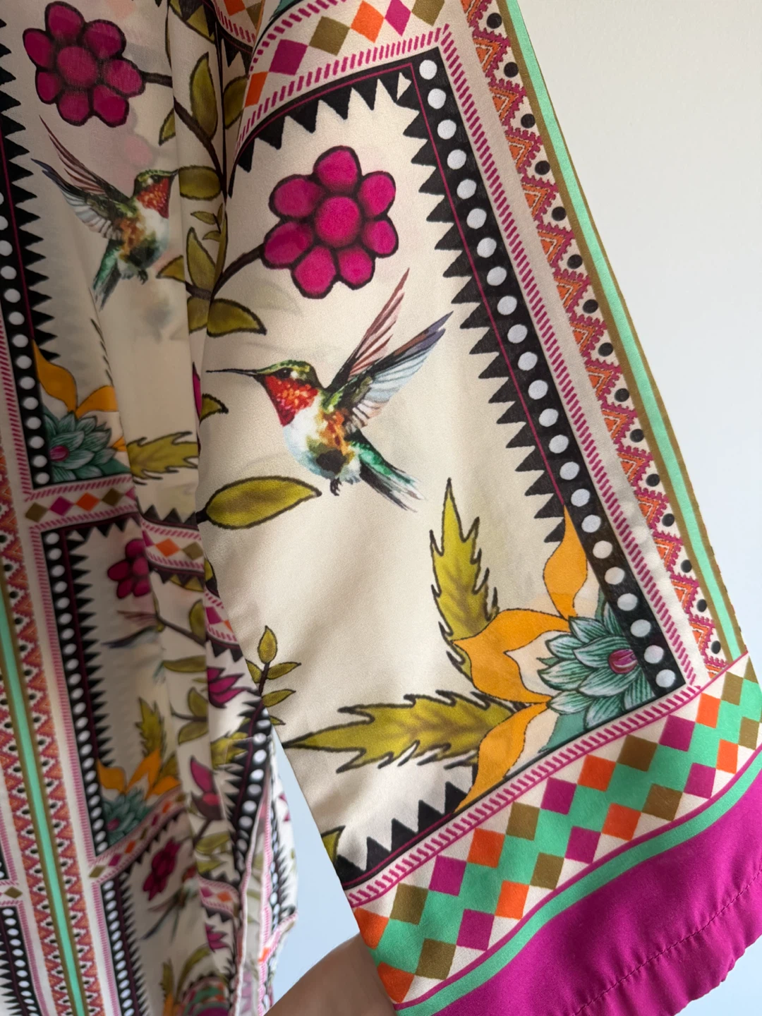 2 Pc Hummingbird Print Kurta with Pants - photo 3