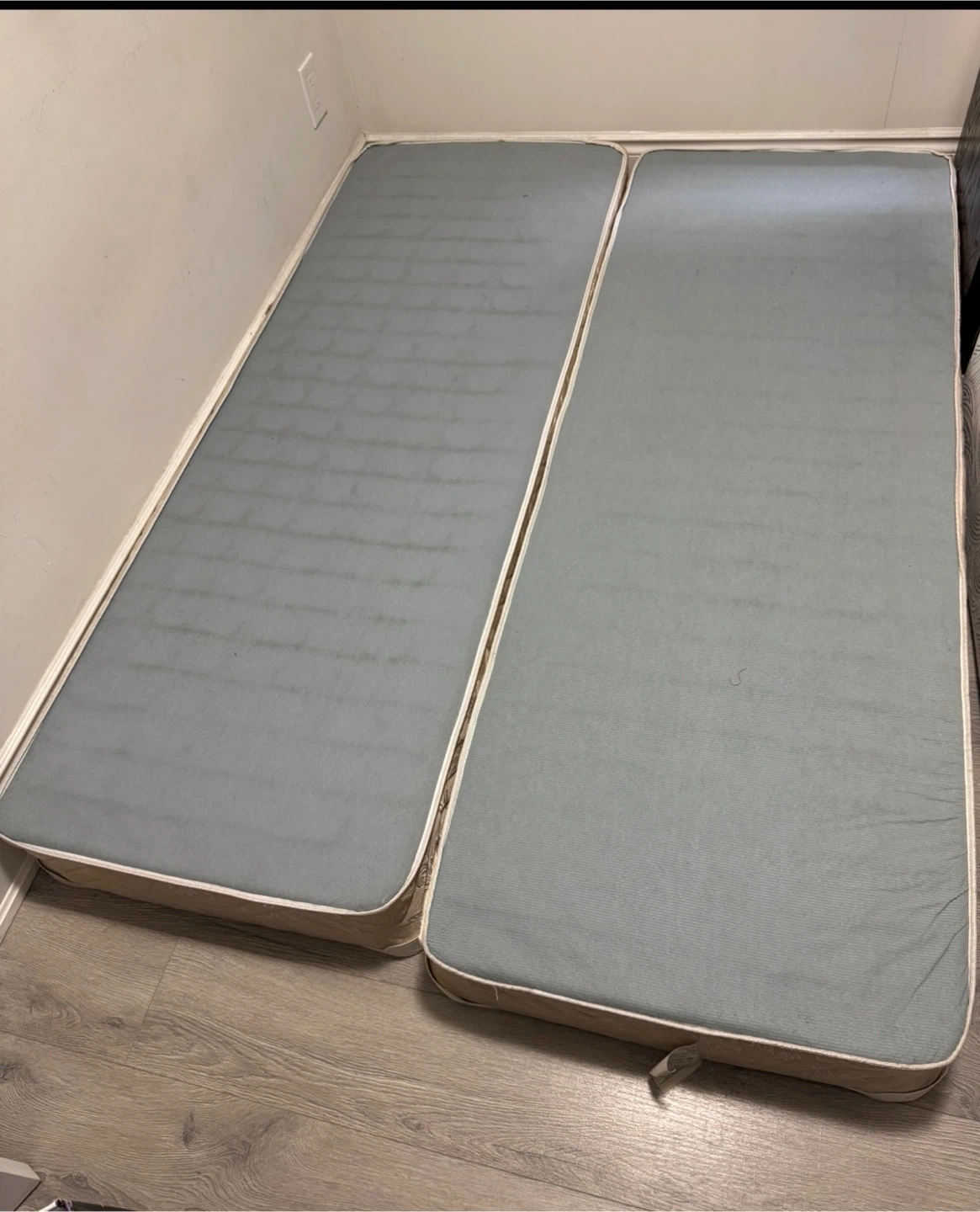 Mattress box for double bed