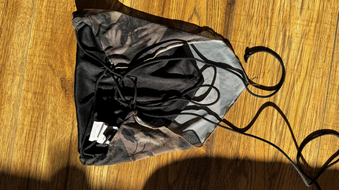 Mesh halter top with graphic print - photo 3