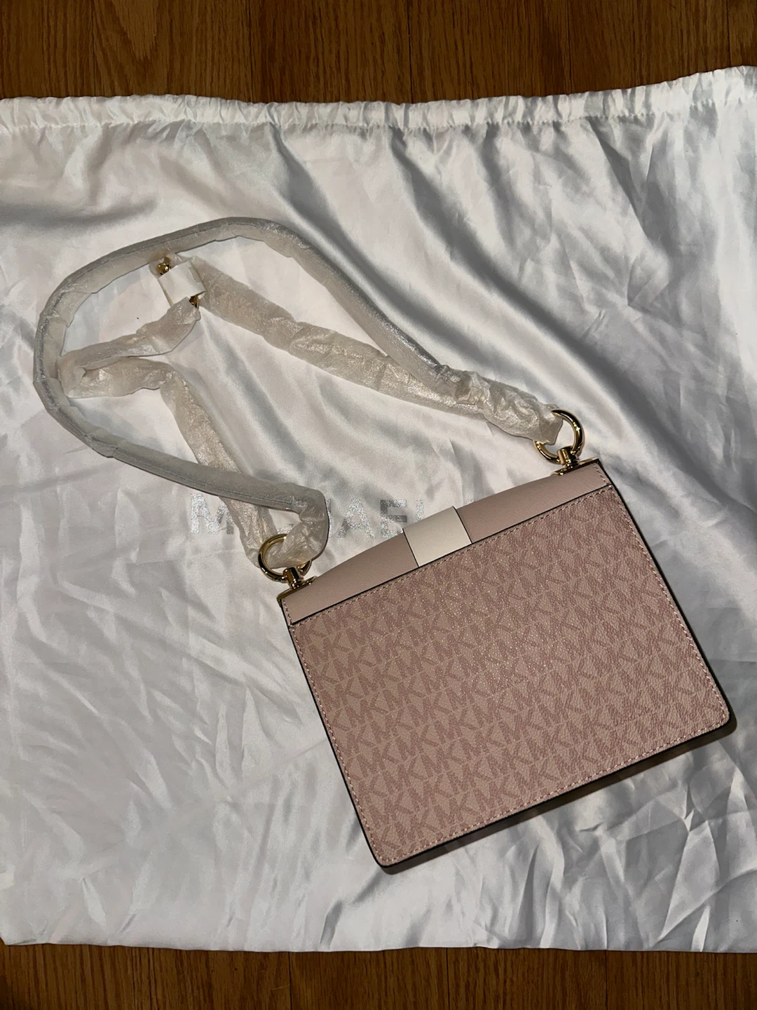 Michael Kors Crossbody Bag - photo 2