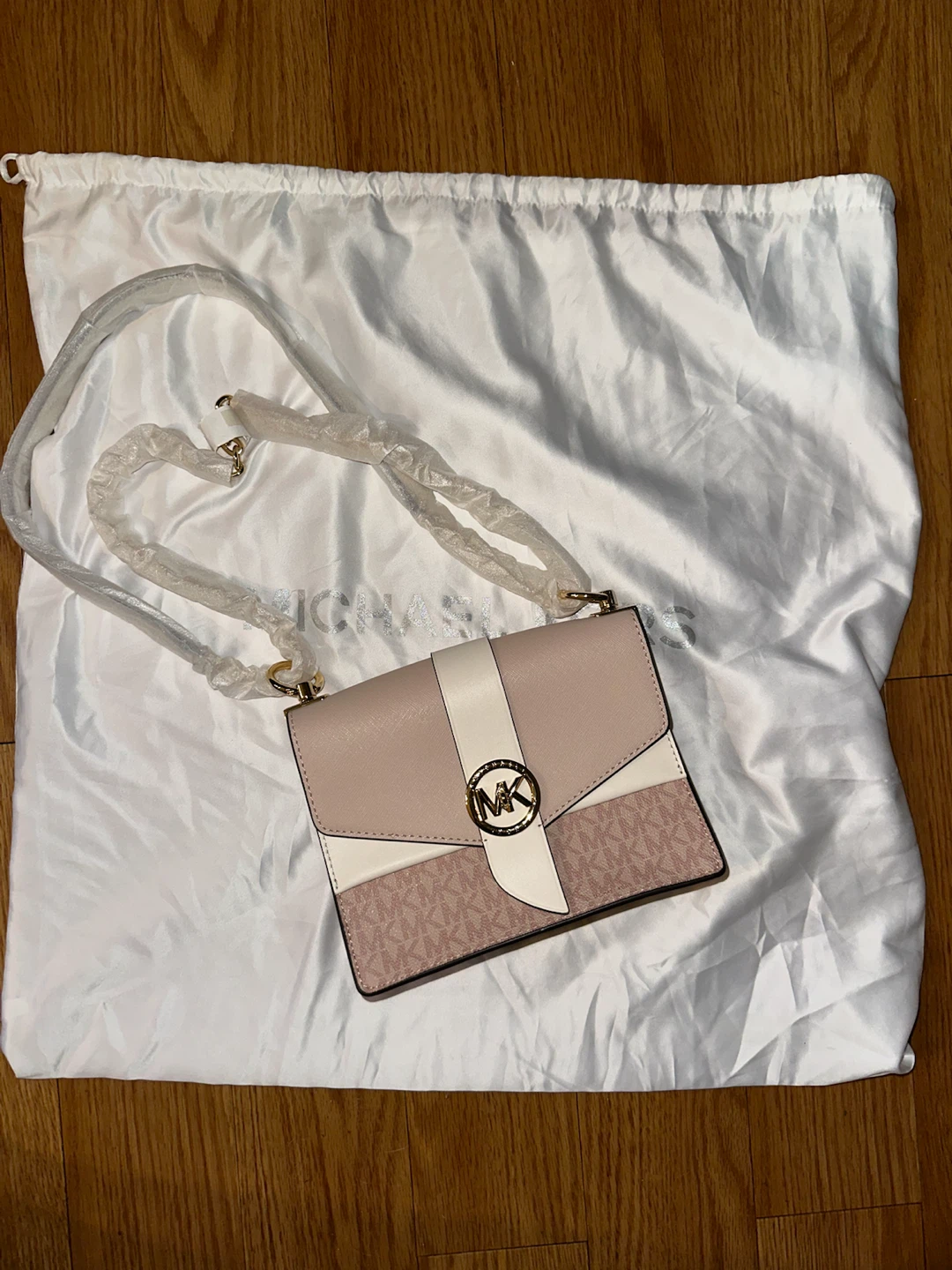 Michael Kors Crossbody Bag - photo 3