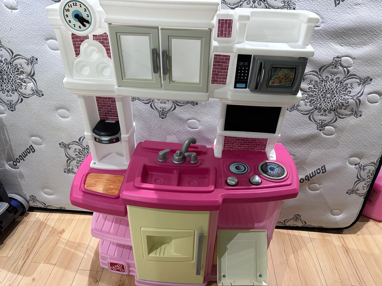 Step2 Play Kitchen - photo 2