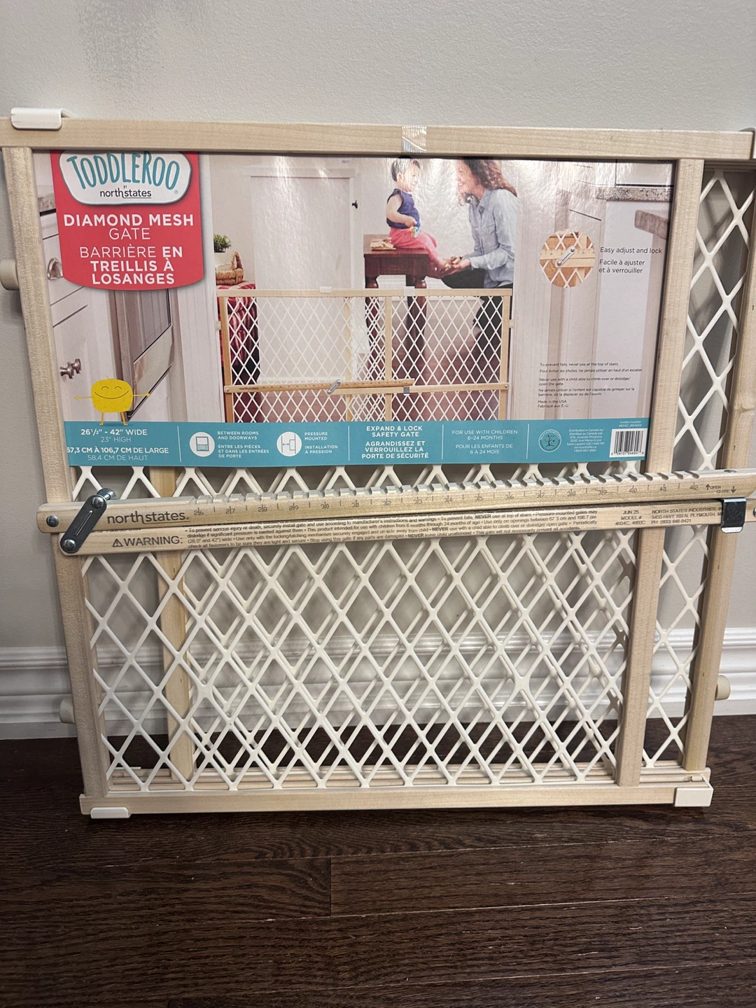 Toddleroo by North States Diamond Mesh Gate