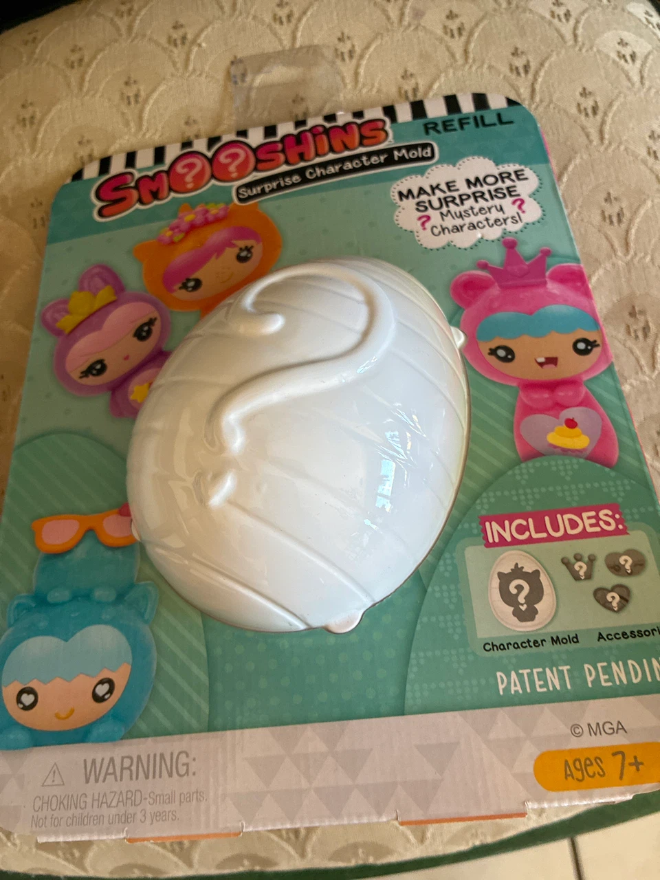 Smooshins Surprise Character Mold Refill