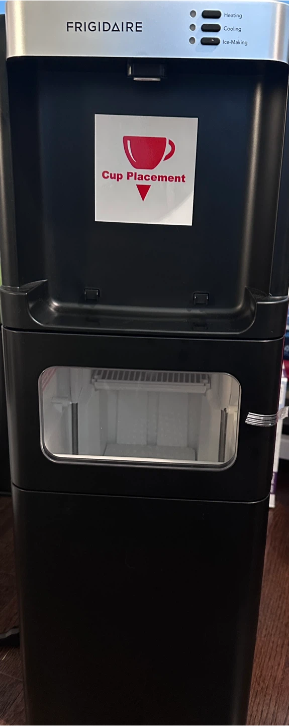 Frigidaire Water and Ice Dispenser