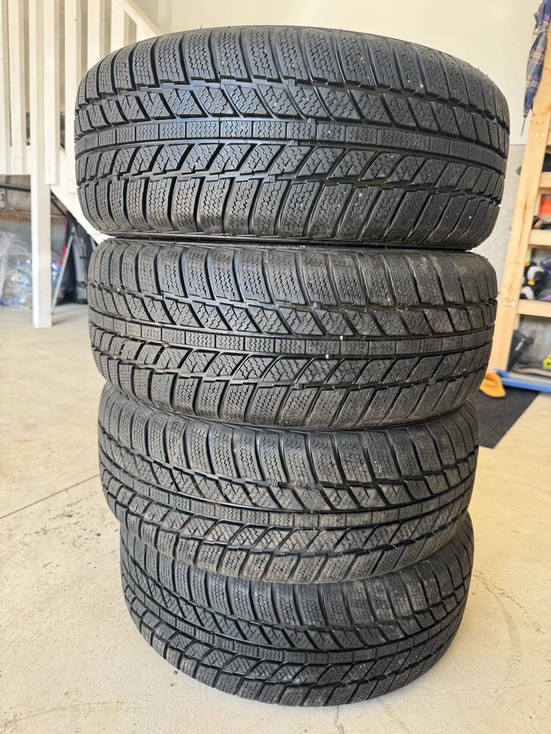 205/55R16 Dynamo Set of 4 Winter Tires -  (85%+ Tread)