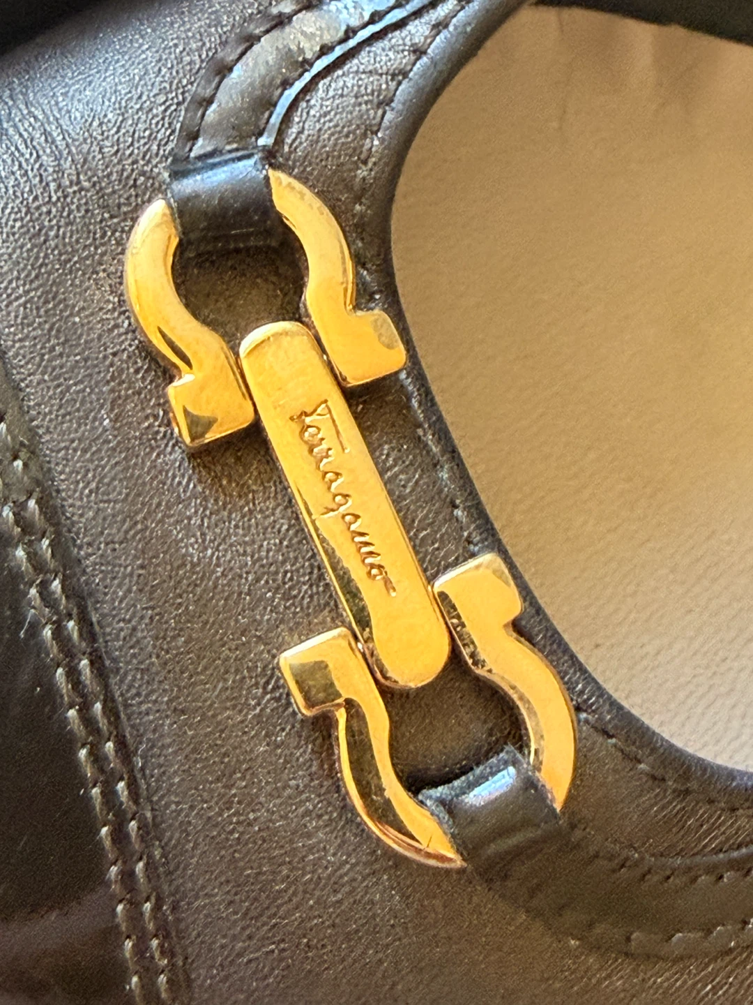 Salvatore Ferragamo Boutique Pumps - photo 3