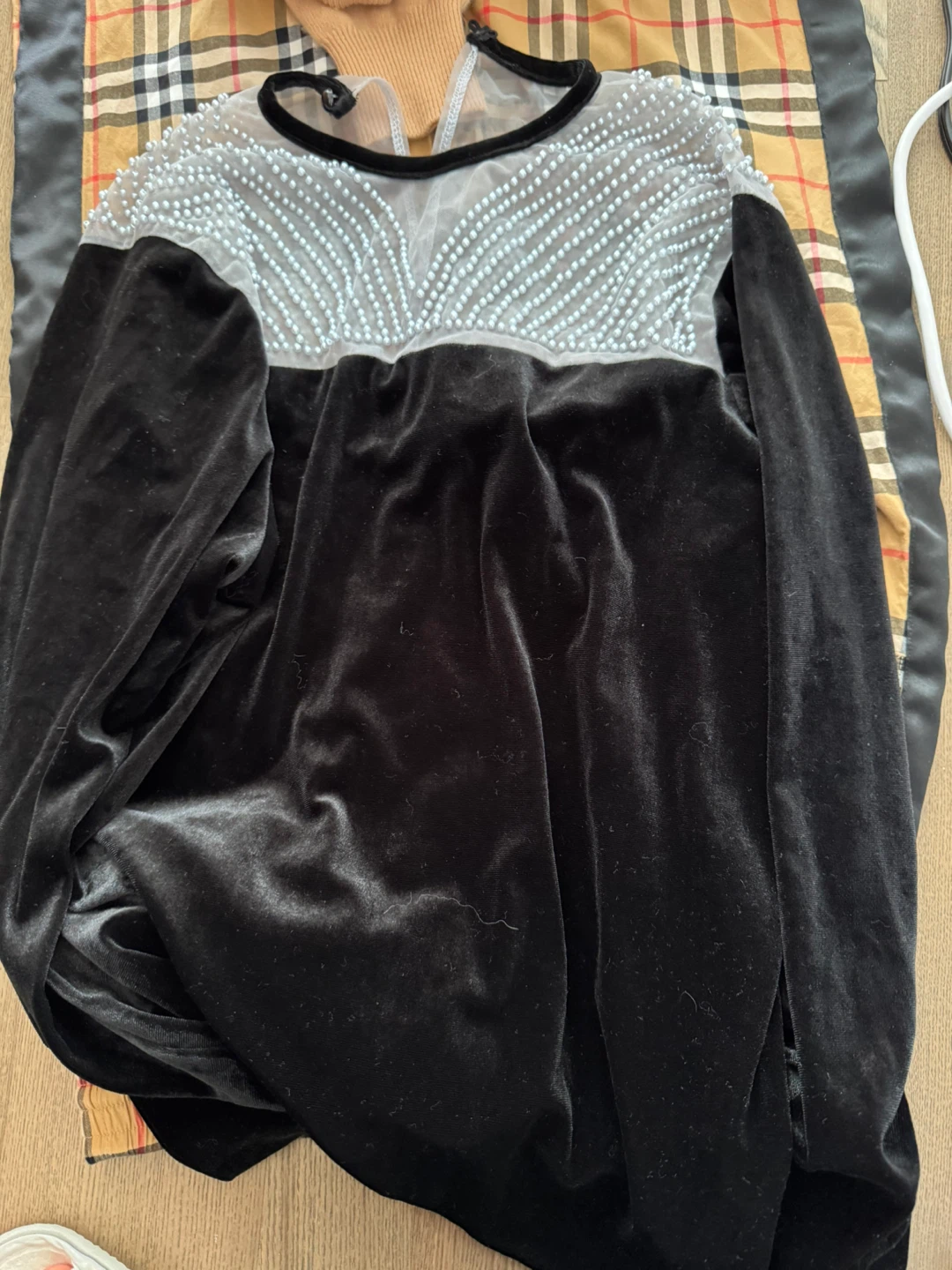 Black Velvet Pearl Top - photo 3