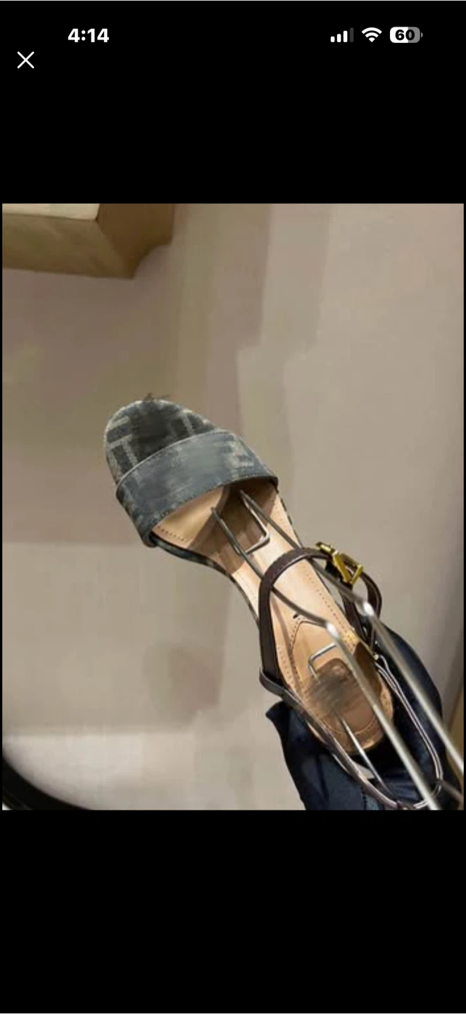 Fendi high heel EU39/US8.5 - photo 3