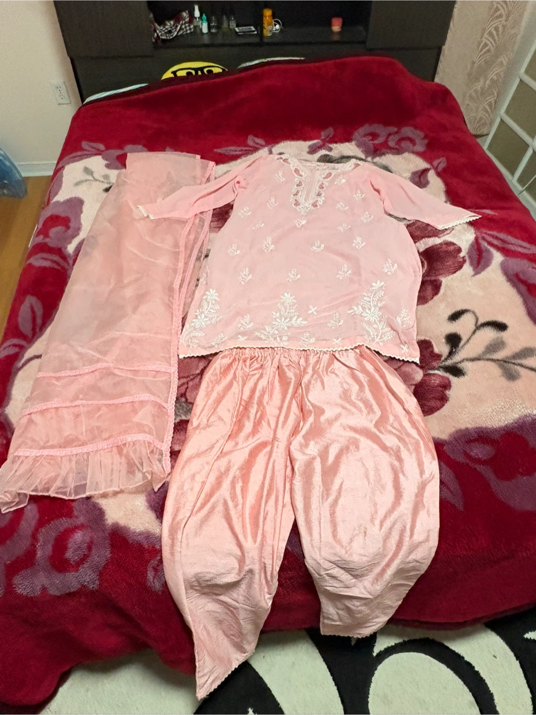 Pink Embroidered Kurti Salwar Set Size 42 (PRICE IS $50 FIRM)