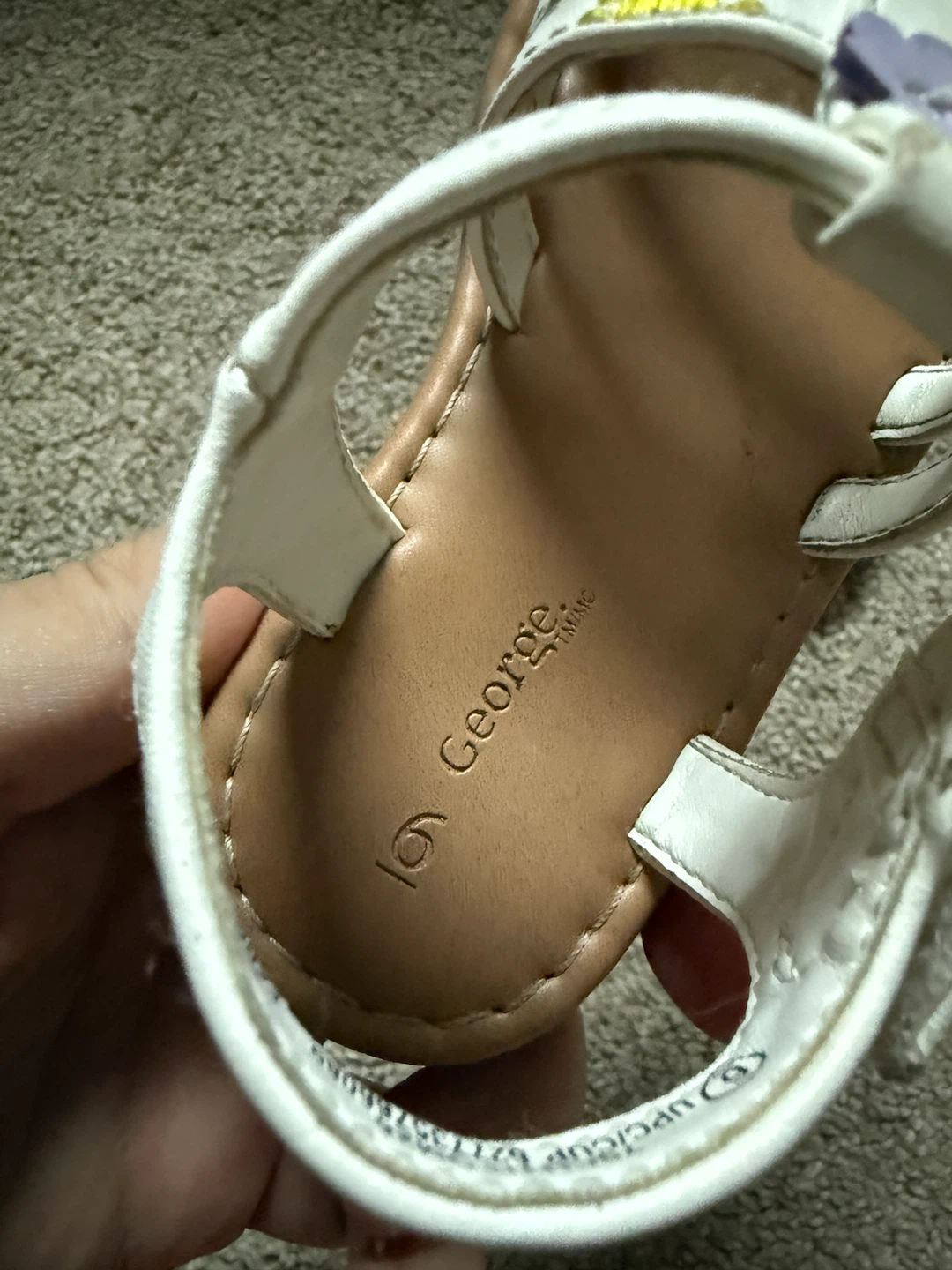 George Toddler Sandals Size 6 - photo 3