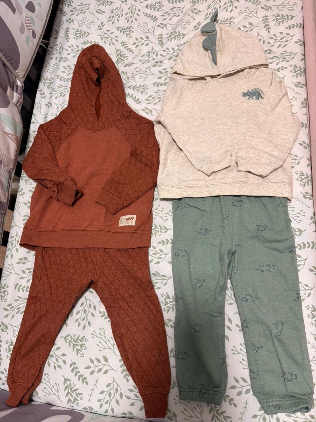 2 Kids Hoodie and Pants Sets