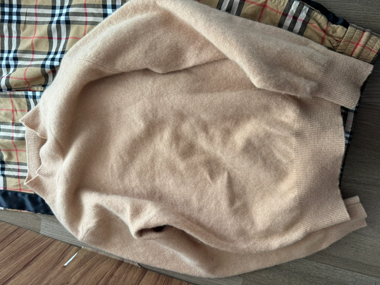 Beige mock neck wholewool sweater - photo 3