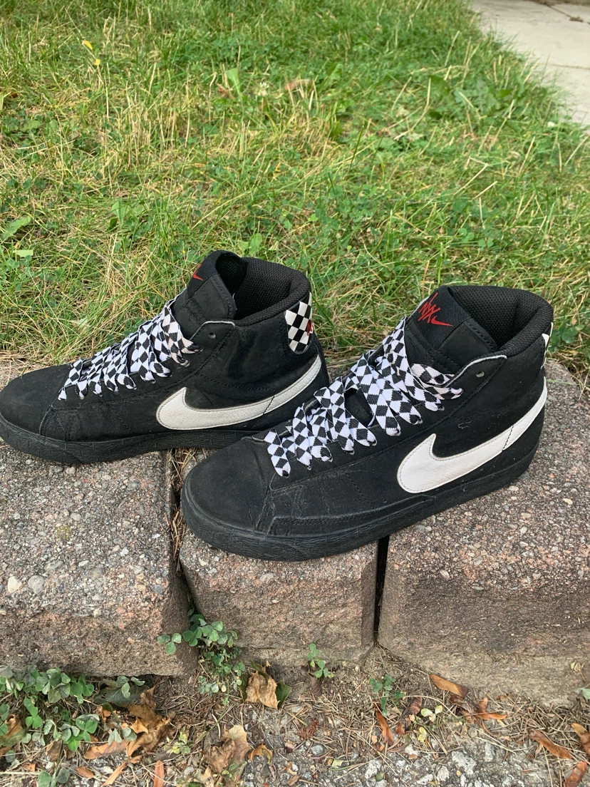 Nike Nyjah Huston SB Sneakers - photo 3