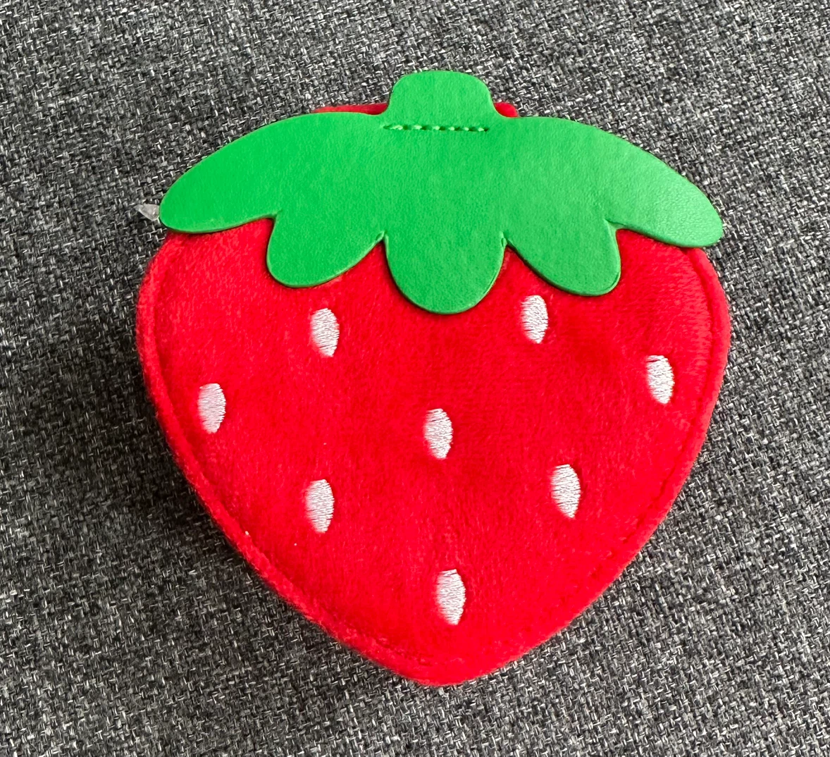 Brand NEW Seed Strawberry Jewellery Case - photo 5