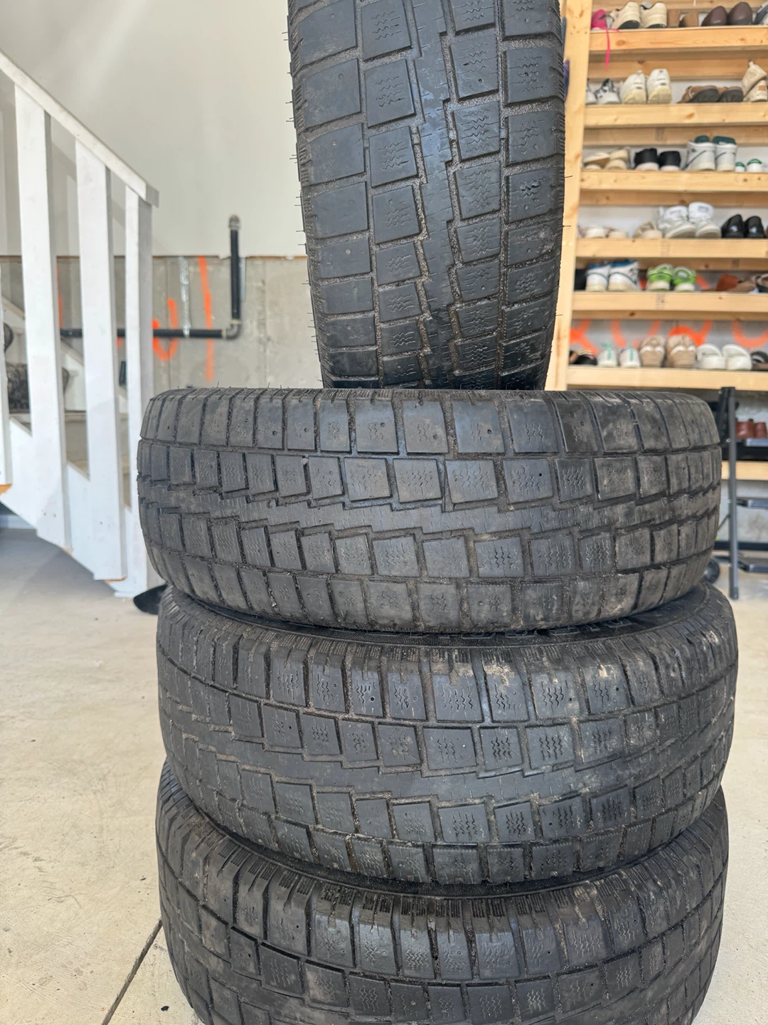 215/70R16 Cooper Discoverer winter Tires - photo 2