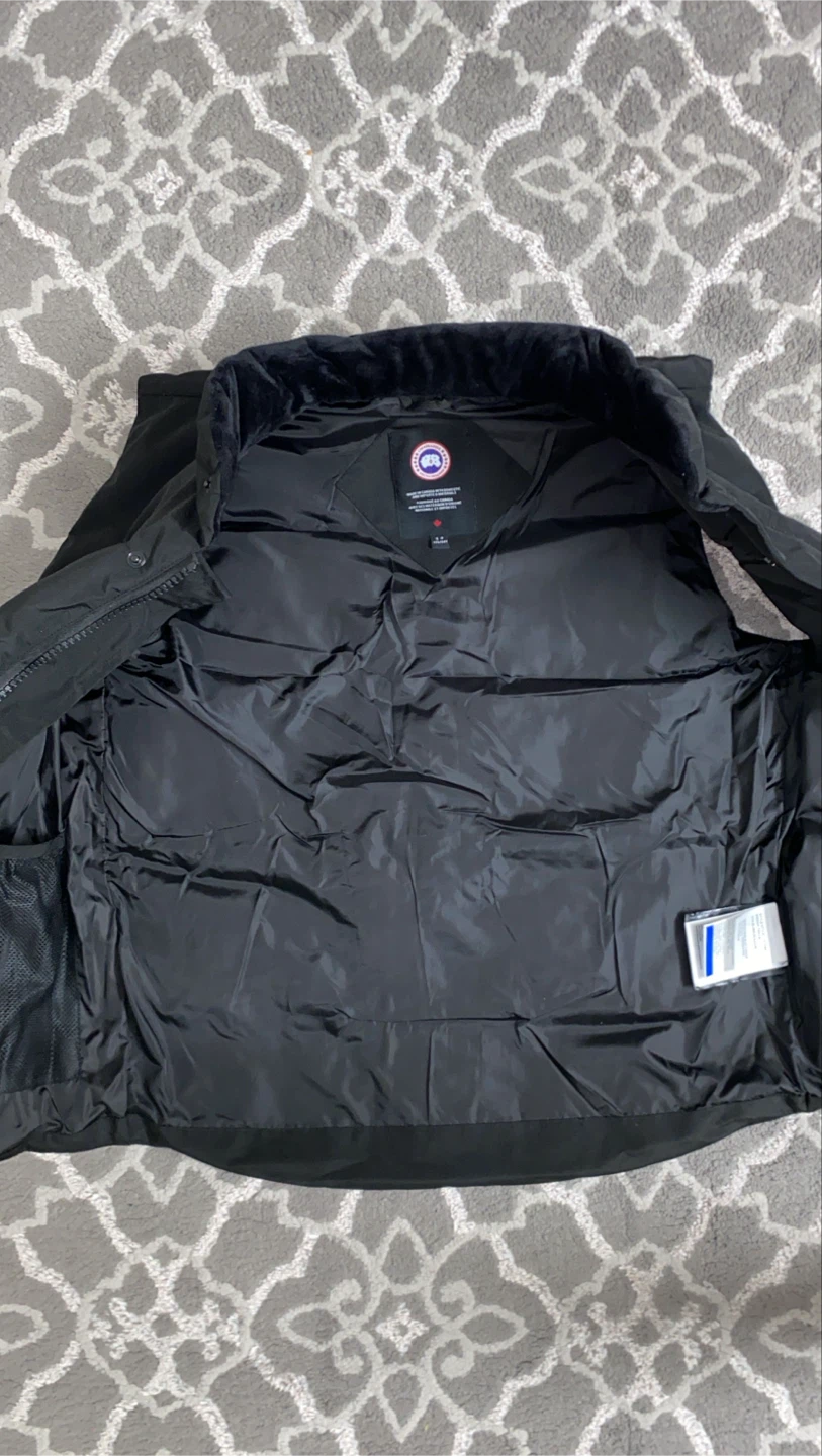 Canada Goose Vest Black - photo 2