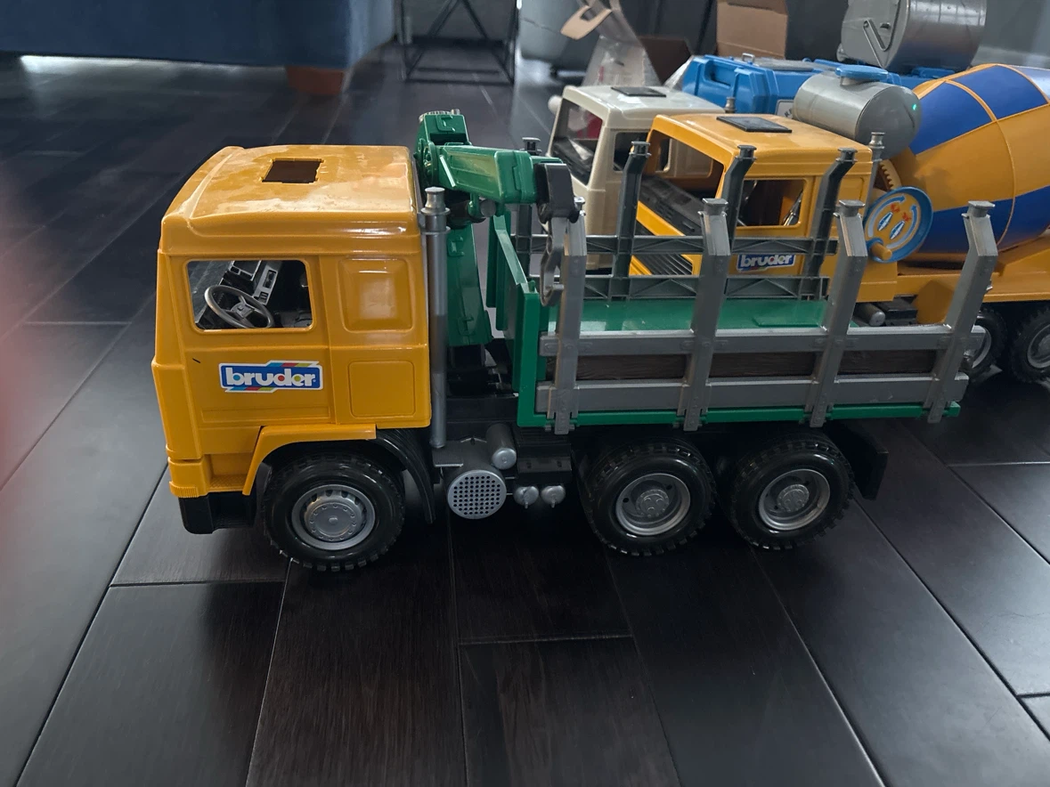 Bruder trucks