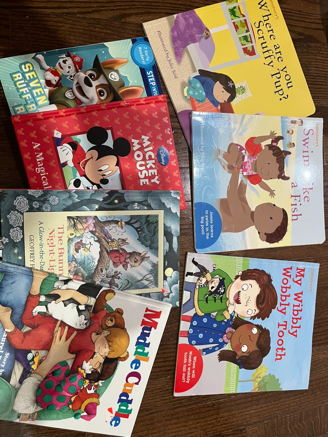 Set of 6 children's books