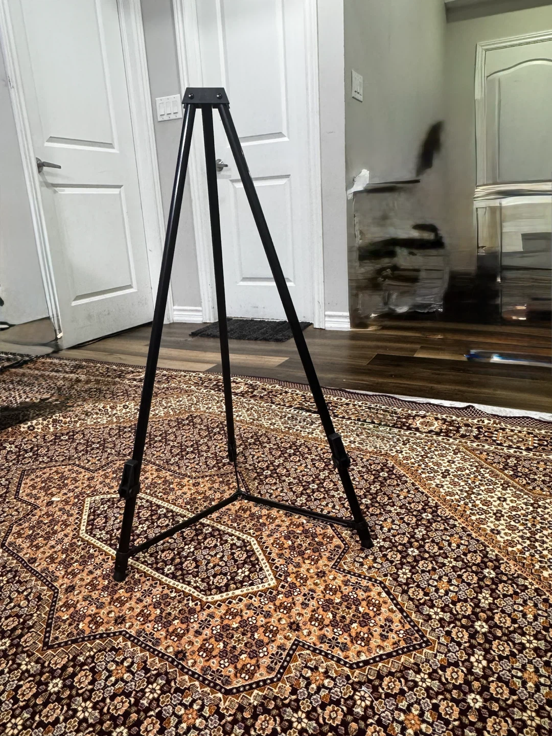 Falling in Art 70" Adjustable Aluminum Display Easel - photo 4